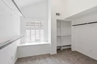 608 Fiesta Circle, Irving, TX 75063 - Photo 15