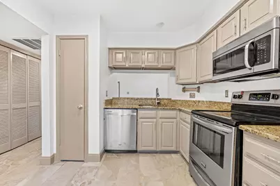 2625 Encina Drive #4, Irving, TX 75038 - Photo 11