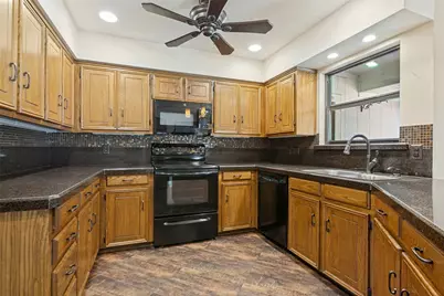 2306 Blackberry Drive, Richardson, TX 75082 - Photo 7