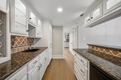 1213 Lombardy Drive, Plano, TX 75023 - Photo 9