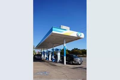 1200 W Moore Avenue, Terrell, TX 75160 - Photo 1