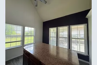 312 Poplar Street, Italy, TX 76651 - Photo 5