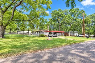 108 Red Oak Ln, Mabank, TX 75156 - Photo 1