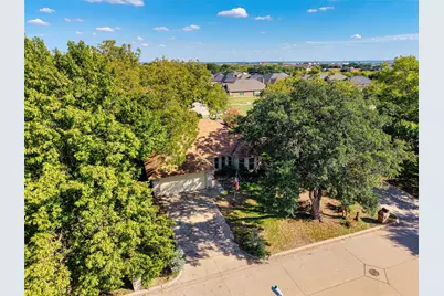 3648 Village Green Drive, Grand Prairie, TX 75052 - Photo 29