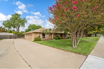 6525 Riviera Drive, North Richland Hills, TX 76180 - Photo 5