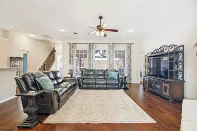 439 Lakehurst Drive, Murphy, TX 75094 - Photo 7