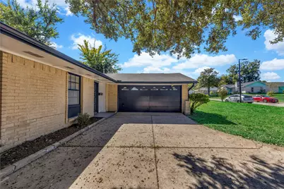 310 Meadowhill Drive, Garland, TX 75043 - Photo 3