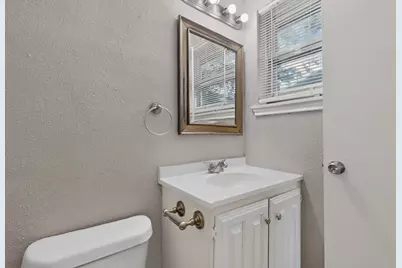 2978 Joanna Drive, Farmers Branch, TX 75234 - Photo 15