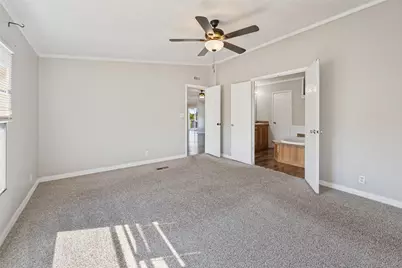 5721 Black Springs Ln, Joshua, TX 76058 - Photo 13