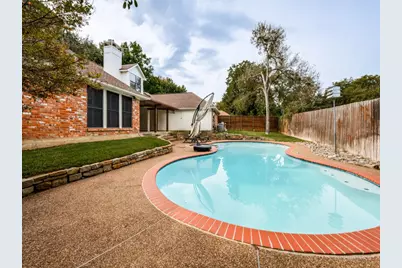 3640 Dahlia Drive, Grand Prairie, TX 75052 - Photo 25