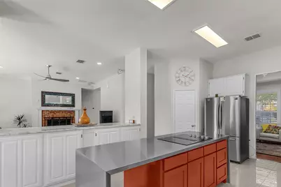 5804 Lafayette Drive, Frisco, TX 75035 - Photo 9
