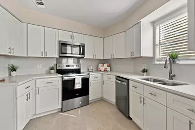 700 Bel Aire Crest, Irving, TX 75061 - Photo 13