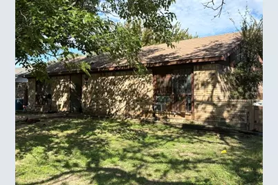 10311 Kinslow Drive, Dallas, TX 75217 - Photo 1