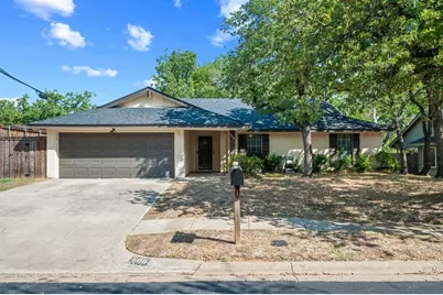608 Ridgewood Circle, Hurst, TX 76054 - Photo 3