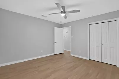 913 Queens Way, Bedford, TX 76021 - Photo 33