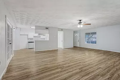 2805 Syracuse Drive, Irving, TX 75062 - Photo 9