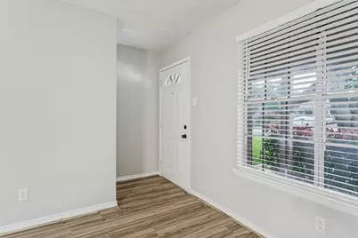 2805 Syracuse Drive, Irving, TX 75062 - Photo 3