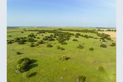 16401 Cedar Rock Parkway, Crawford, TX 76638 - Photo 41