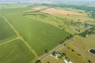 16401 Cedar Rock Pkwy, Crawford, TX 76638 - Photo 13