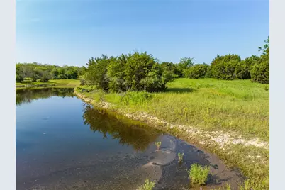 16401 Cedar Rock Parkway, Crawford, TX 76638 - Photo 57