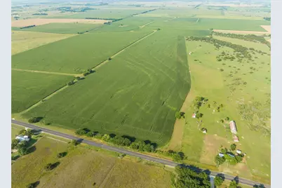 16401 Cedar Rock Parkway, Crawford, TX 76638 - Photo 15