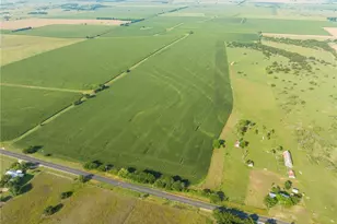 16401 Cedar Rock Pkwy, Crawford, TX 76638 - Photo 15