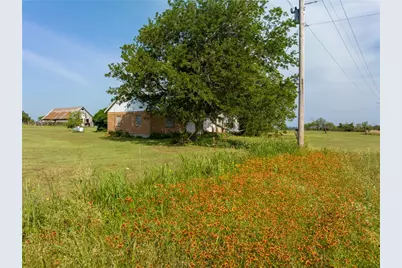 16401 Cedar Rock Parkway, Crawford, TX 76638 - Photo 77