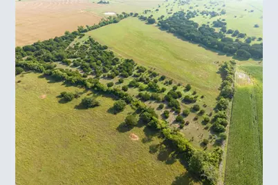 16401 Cedar Rock Parkway, Crawford, TX 76638 - Photo 11