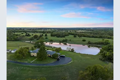 2522 S Robinson Drive, Robinson, TX 76706 - Photo 1