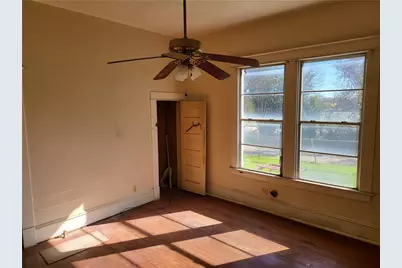 426 N Houston Street, Lorena, TX 76655 - Photo 25