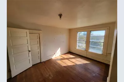 426 N Houston Street, Lorena, TX 76655 - Photo 15