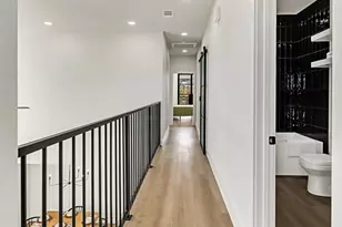 707 S 9th St, Waco, TX 76706 - Photo 39