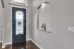 505 S Navajo Trail, McGregor, TX 76657 - Photo 5