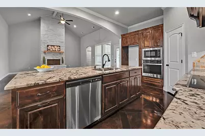 505 S Navajo Trail, McGregor, TX 76657 - Photo 21