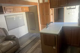 433 Hcr 2105 Loop, Whitney, TX 76692 - Photo 3