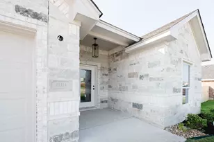 816 Secretariat Dr, Hewitt, TX 76643 - Photo 3