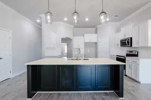 809 Sunny's Halo Dr, Hewitt, TX 76643 - Photo 11