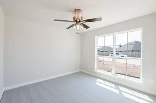 809 Sunny's Halo Dr, Hewitt, TX 76643 - Photo 15
