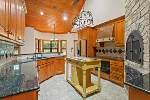 735 Winding Trail, Crawford, TX 76638 - Photo 17