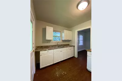 2725 Lasker Avenue, Waco, TX 76707 - Photo 3