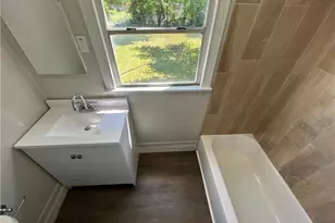 1312 S 30th St, Waco, TX 76711 - Photo 9