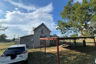 201 N Wiebusch St, Riesel, TX 76682 - Photo 7