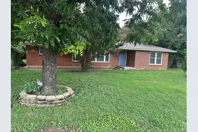 511 N Robinson Drive, Robinson, TX 76706 - Photo 1