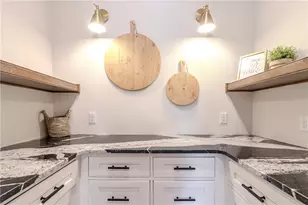 1136 Queen Elizabeth Dr, McGregor, TX 76657 - Photo 25