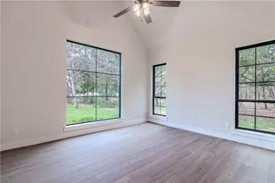 1136 Queen Elizabeth Dr, McGregor, TX 76657 - Photo 29