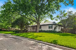 2300 Starr Dr, Waco, TX 76710 - Photo 35