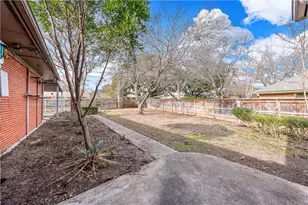 2300 Starr Dr, Waco, TX 76710 - Photo 57