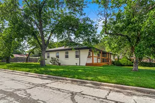 2300 Starr Dr, Waco, TX 76710 - Photo 33