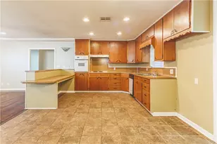 1312 W 3rd St, McGregor, TX 76657 - Photo 15