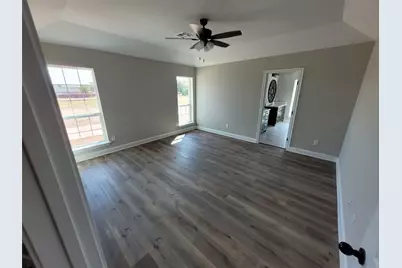 647 Mesquite Tree Road, Lacy Lakeview, TX 76705 - Photo 11